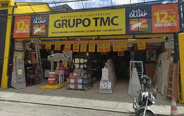 Fachada da Loja Oluap Material de Construção no Engenho de Dentro